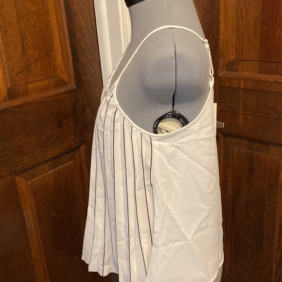 Banana Republic Vertical Stripe Dressy Tank NWT - Picture 5 of 6